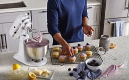 Classic Series 4.5 Quart Tilt-Head Stand Mixer - White
